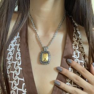 Silver chain necklace